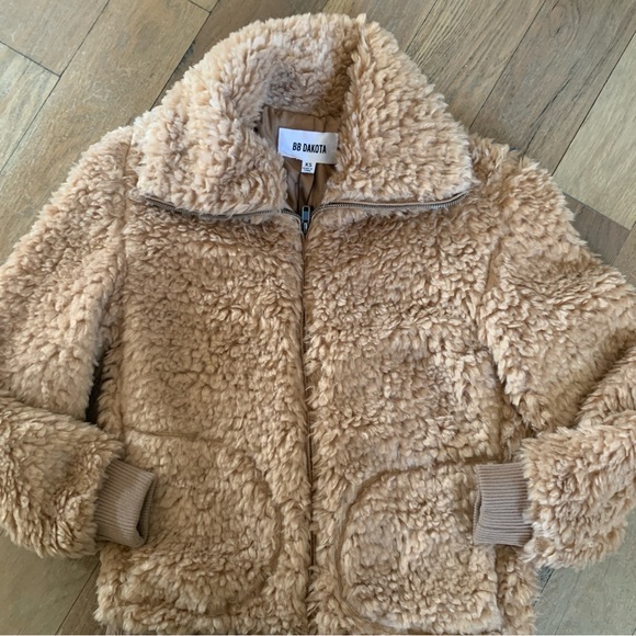 BB Dakota Brown Size XS Fuzzy Jacket Teddy Plush Soft Cozy Warm Coat New - Picture 2 of 16